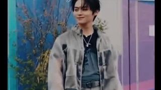 فکرامو کردم رفتن فایده نداره میمونمم...