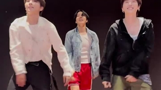 ( "آپدیت تیک‌تاک رسمی بی‌تی‌اس با چالش آهنگ "Killin it girl" جیهوپ با اعضای گروه next door