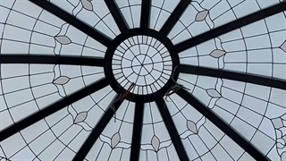 گنبد شیشه‌ای ازگل - طراحی و ساخت کاژه