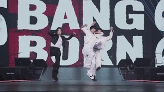اجرای BLING-BANG-BANG-BORN توسط BOYNEXTDOOR