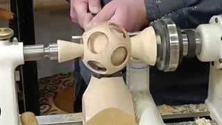 توپ اسیر در کره هنری بی نقص