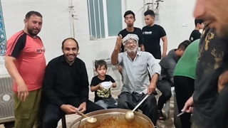 توزیع غذا شب دوازدهم محرم ۱۴۰۴