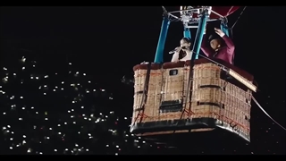 اجرای آیو/strawberry moon by iu