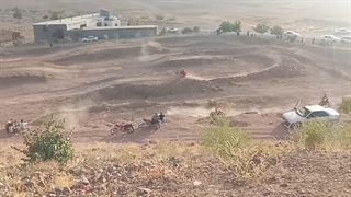 ماجراجویی در هوا (پرش هیجانانگیز با موتور کراس)