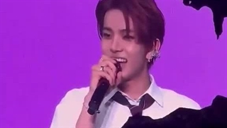 کاور آهنگ Golden hour از JVKE توسط هیسونگ انهایپن♡/دوستان، اگر راجب به نوشته ویدئو کنجکاو بودید، میتونید کپشن رو بخونید♡