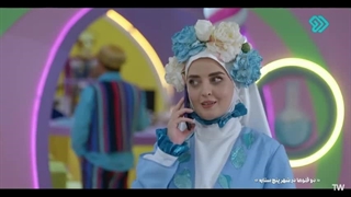 نیلوفر همرنگ ( خانم معلم ) و عمو های فتیله ای