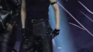 فن کم اجرای Whiplash _ کیم گونوو ( مین رپر ) _ بتل گروهی1vs1