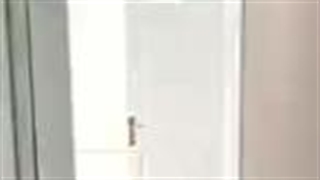 فضای کلوزت روم با اجرای درب ریلی روکار