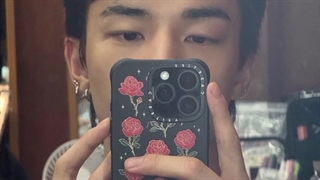 پشه پشت پلک هیونو نیش زدهه ... بچههه