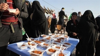 ویدیو/ ارائه خدمات امدادی به زائران حسینی در «دیوانیه عراق»