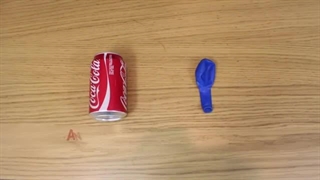 آزمایش جالب با بادکنک و قوطی نوشابه (الکتریسته ساکن)