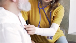 هوم‌ ویزیت ؛ خدمات پزشکی و پرستاری در منزل شما