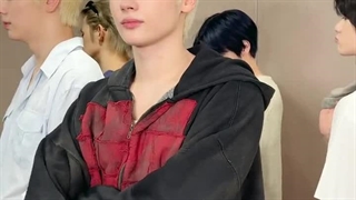 اگر نمیدونید ویژوال یعنی چی باید بگم یعنی تی اکس تی!