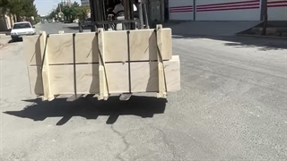 بارگیری سنگ تراورتن به مقصد ارمنستان