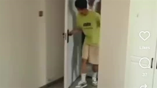 ده بار دیدم...سی بار خندیدم (;＞_＜;) (کپ)