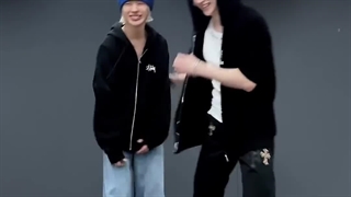 چالش دنس آهنگ Ceremony از بنگ چان لیدر استری کیدز و تومویا لیدر NEXZ