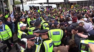 Police clash with supporters of the communist Hamas terrorist organization in London