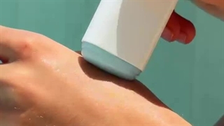 ضد آفتاب استیکی استلین با هیالورونیک اسید و سرامید