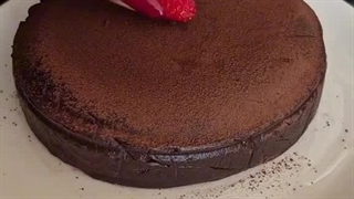 حس میکنم محتوای گوشی من و مامانبزرگم باهم عوض شدن