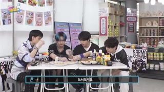 برنامه inkiyago(Maejeomgayo) با stray kids ( هان، لینو، سونگمین و هیونجین) همراه زیرنویس فارسی آنلاین ♡♡ کپ