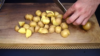 سالاد سیب‌ زمینی خوشمزه با سس مخصوص | دستور کامل از ابوالفضل جعفری