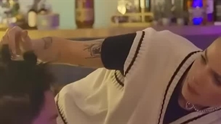 ولی وقتی موهاشو دید چه خنده ای کرد :)