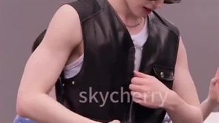 پارک سونگهون شی؟؟ چیکار میکنی با قلب ما؟