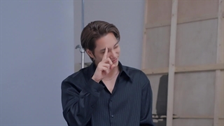 قسمت اول ویدئو پشت صحنه عکسبرداری پوستر و فیلمبرداری VCR کنسرت 'KAION' کای با زیرنویس فارسی