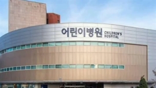 جیسو اخیراً 100 میلیون وون به بیمارستان کودکان دانشگاه ملی سئول اهدا کرده است کپشن.