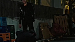 کلیپ از سریال راه رفتن روی یخ نازک