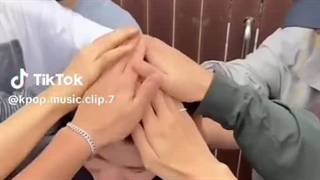 گریه؟نه مرسی این ویدیو هست.فقط یک کارات میفهمه