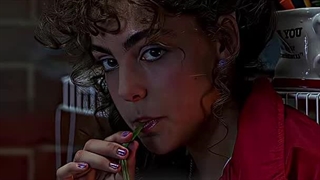 وای عاشق صداگذاریشممممم خیلی خوبهههههه