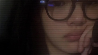 "اینقدر با خودم حرف زدم که بهم میگن روانــی"