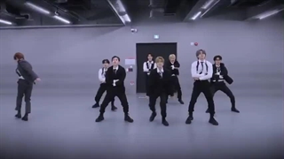 دنس پرکتیس s-class از straykids (suit ver.) (درخواستی اگه دان خواستی بگو عزیزم)