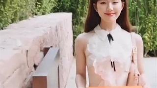 جوری استایلای لوسی توی این فیلم قشنگن♡ >>>