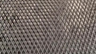 تولید ورق استرچ متال (قطر چشمه 32 میلی‌متر) مناسب سقف کاذب