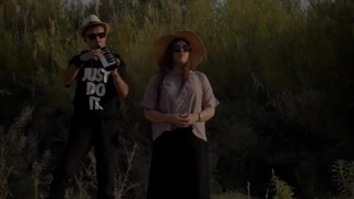 آهنگ غریبه آشنا با اجرای زیبای مونالیزا و مهرشاد اصلاح پذیر