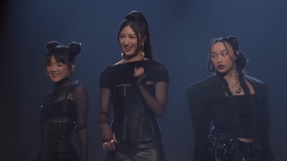 اجرای آهنگ Golden از هانتریکس Hunterix