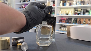 نحوه دکانت کشیدن 30 میل از عطر اورجینال در عطرآمین