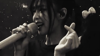 "روزمـون مـبارک گـل دخـترا:)"