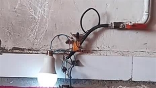 اختراع جدیدمخترع مهردادموسی پورروشن کردن لامپ با گازشهری