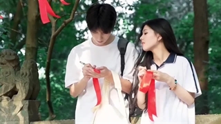 عشقی‌شاد‌و‌غمگین