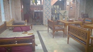 کافه رستوران تاج