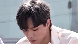 عشق جونسو به غذای دریایی