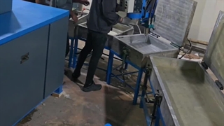 دستگاه تزریق فوم سرد مبلی