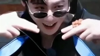 "خون توی رگ های منی" لیو یونینگ :)