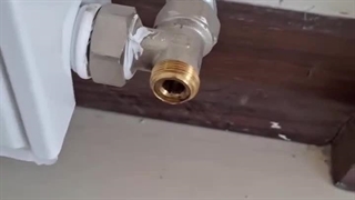 چگونه شیر برگشت رادیاتور را باز کنیم