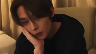 با موهای الانش میخواد لایو بزاره عررر