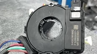 ویدئو معرفی نوار ایربگ و کلیک چرخشی دنا | سایت پژو ایمان