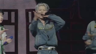 اجرای ParadoXXX Invasion از انهایپن در کوچلا 2025 دوربین اصلی